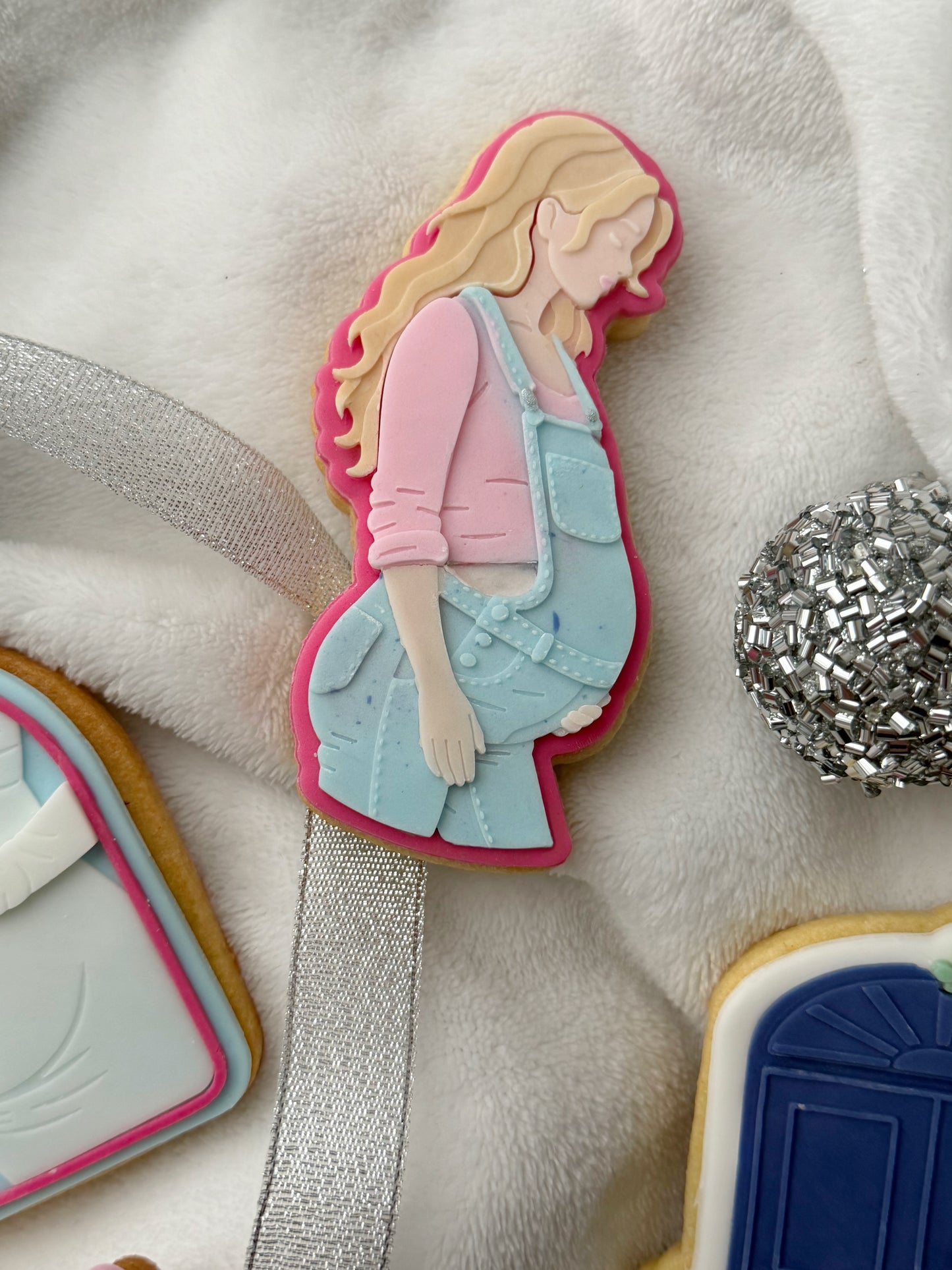 Pregnant Lady Dungarees