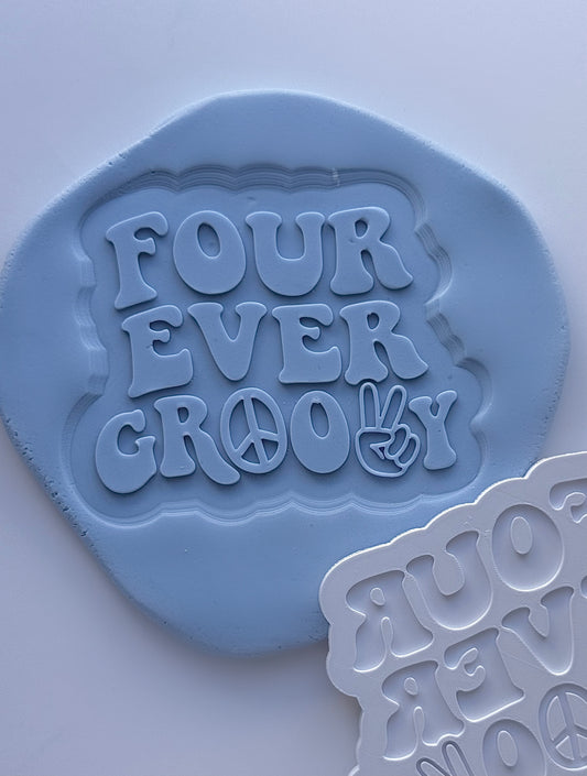 Four Ever Groovy (Peace)