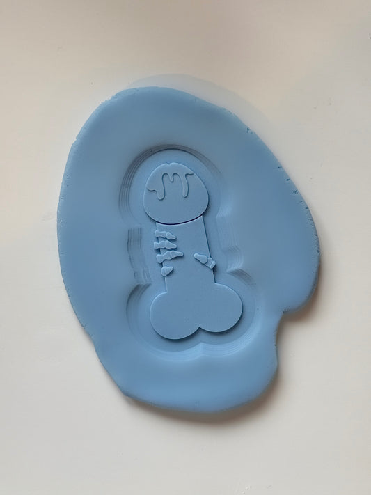 Willy & Skeleton Hand