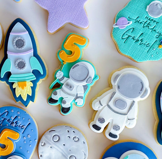 Astronaut & number 5 Balloon Stamp and Cutter