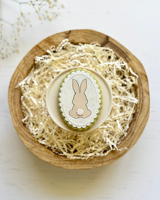 Bunny Frilly Frame