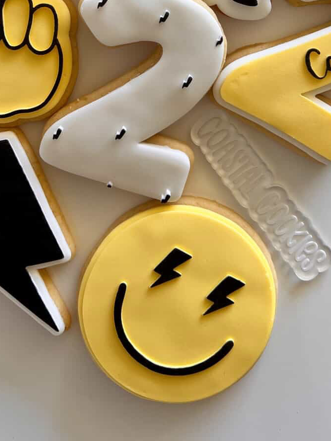 Lightening Bolt Eyes