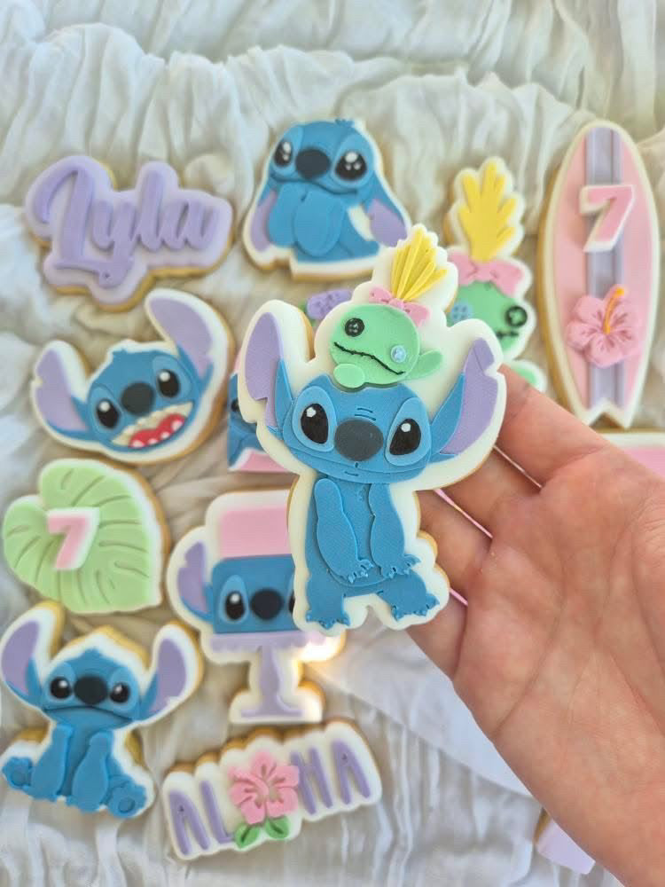 Blue Alien & Doll Stamp & Cutter